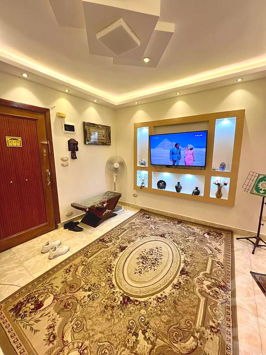 https://aqarmap.com.eg/en/listing/6911457-for-sale-alexandria-sydy-bshr-sydy-bshr-bhry-gamal-abd-el-nasir-st