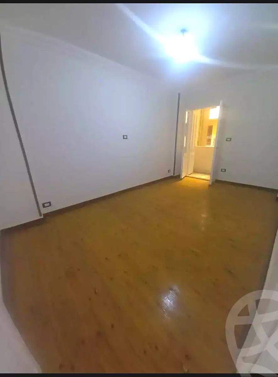 https://aqarmap.com.eg/en/listing/6911541-for-sale-alexandria-el-mandara-shr-jml-bd-lnsr