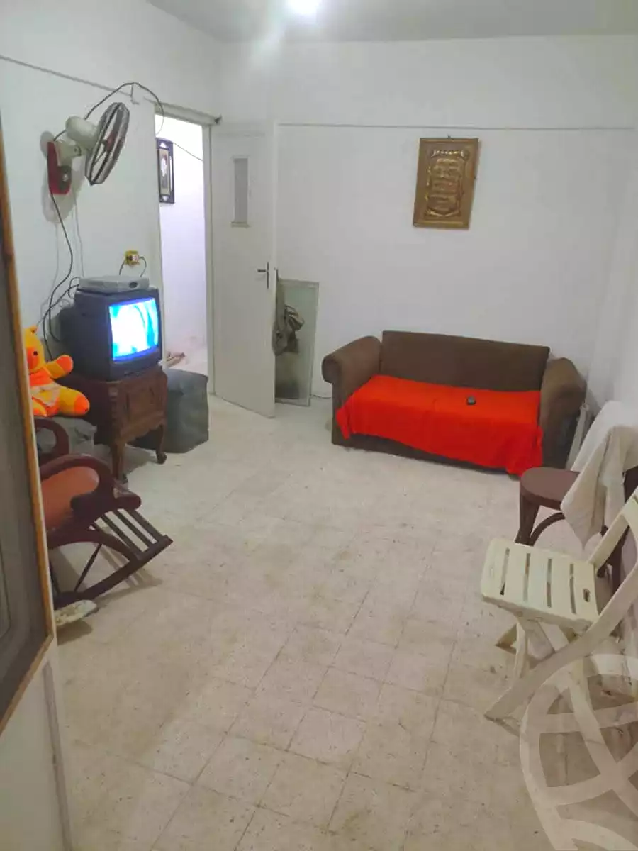 https://aqarmap.com.eg/ar/listing/6911558-for-sale-alexandria-al-agamy-bw-ywsf-hosni-mubarak-st