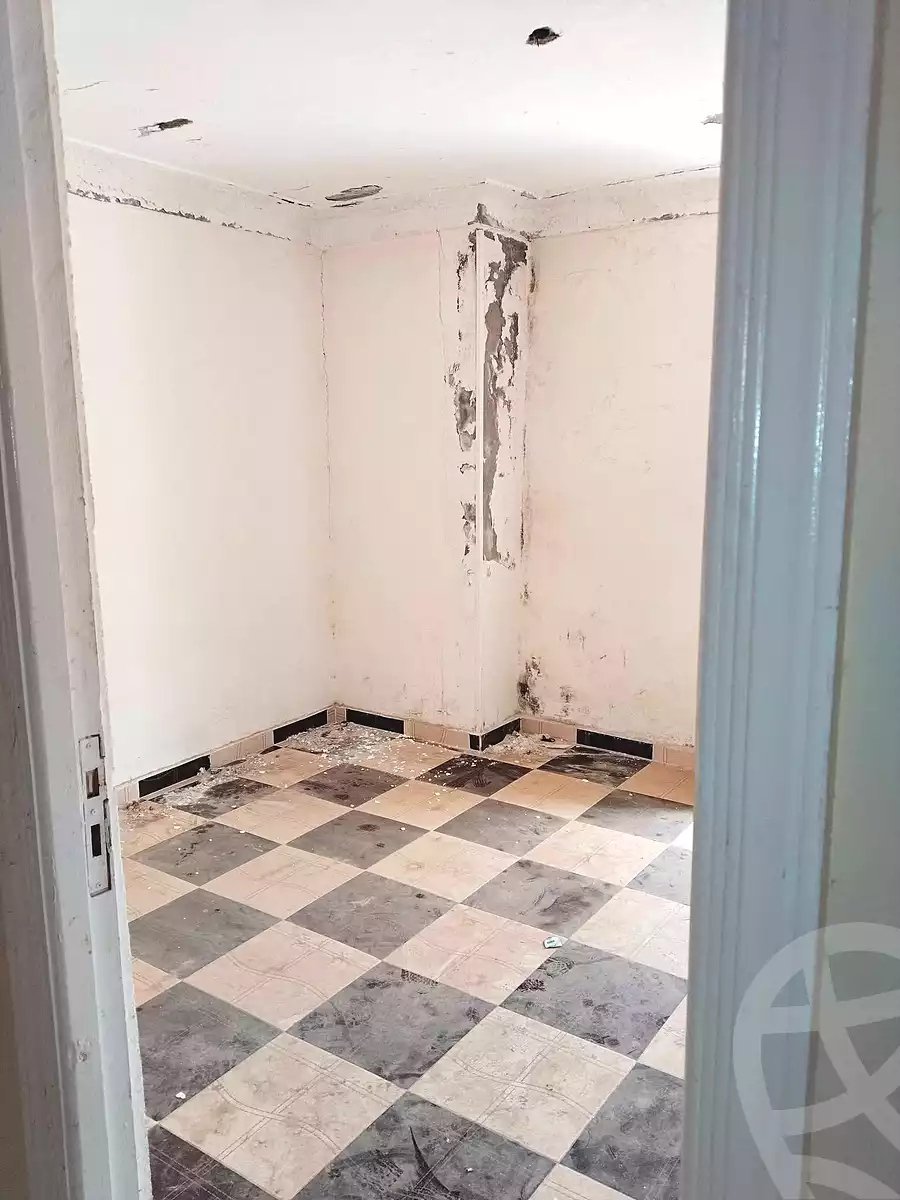 https://aqarmap.com.eg/en/listing/6912245-for-sale-alexandria-al-agamy-el-hanouvel-al-haded-we-al-soulb-st