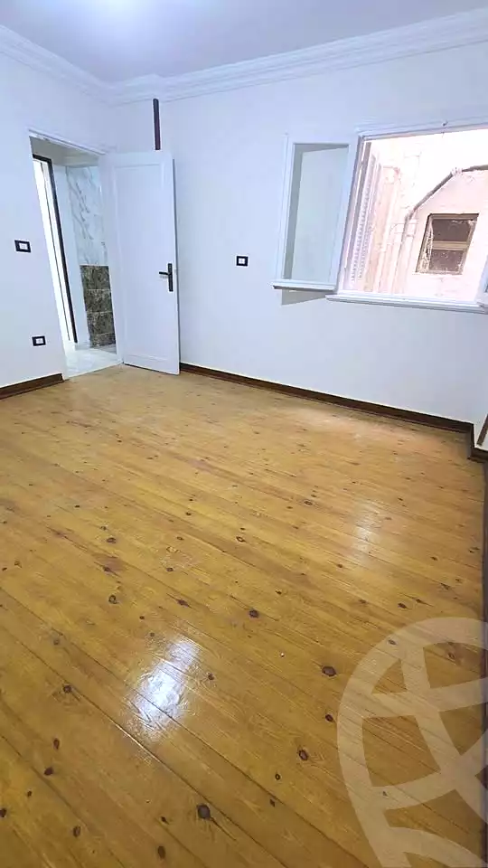https://aqarmap.com.eg/en/listing/6912464-for-sale-alexandria-el-mandara-shr-jml-bd-lnsr