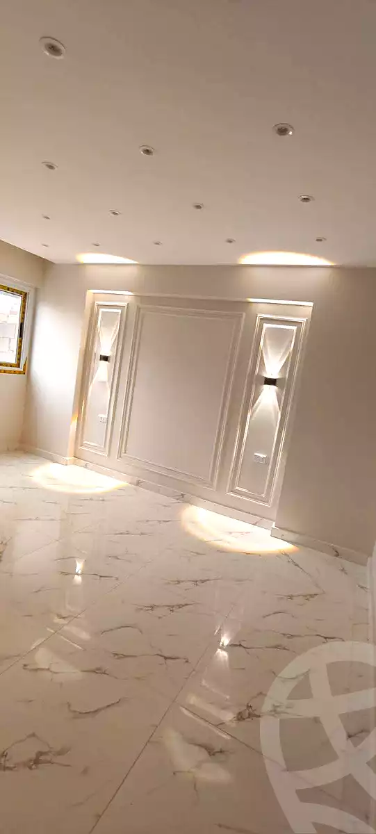 https://aqarmap.com.eg/ar/listing/6912639-for-sale-alexandria-al-agamy-el-hanouvel