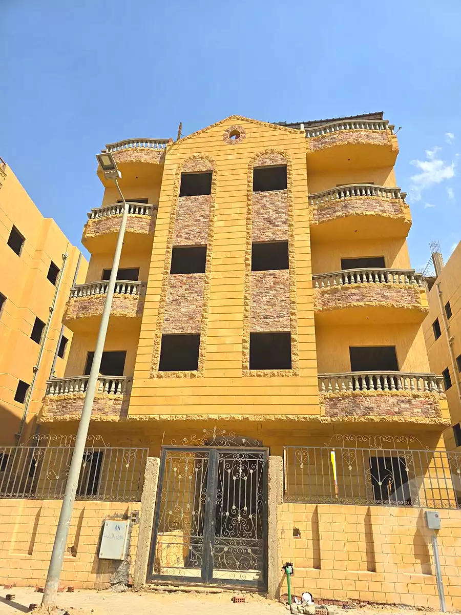 https://aqarmap.com.eg/ar/listing/6913260-for-sale-cairo-badr-city-hai-el-ashgar-featured-neighborhood-bait-el-watan