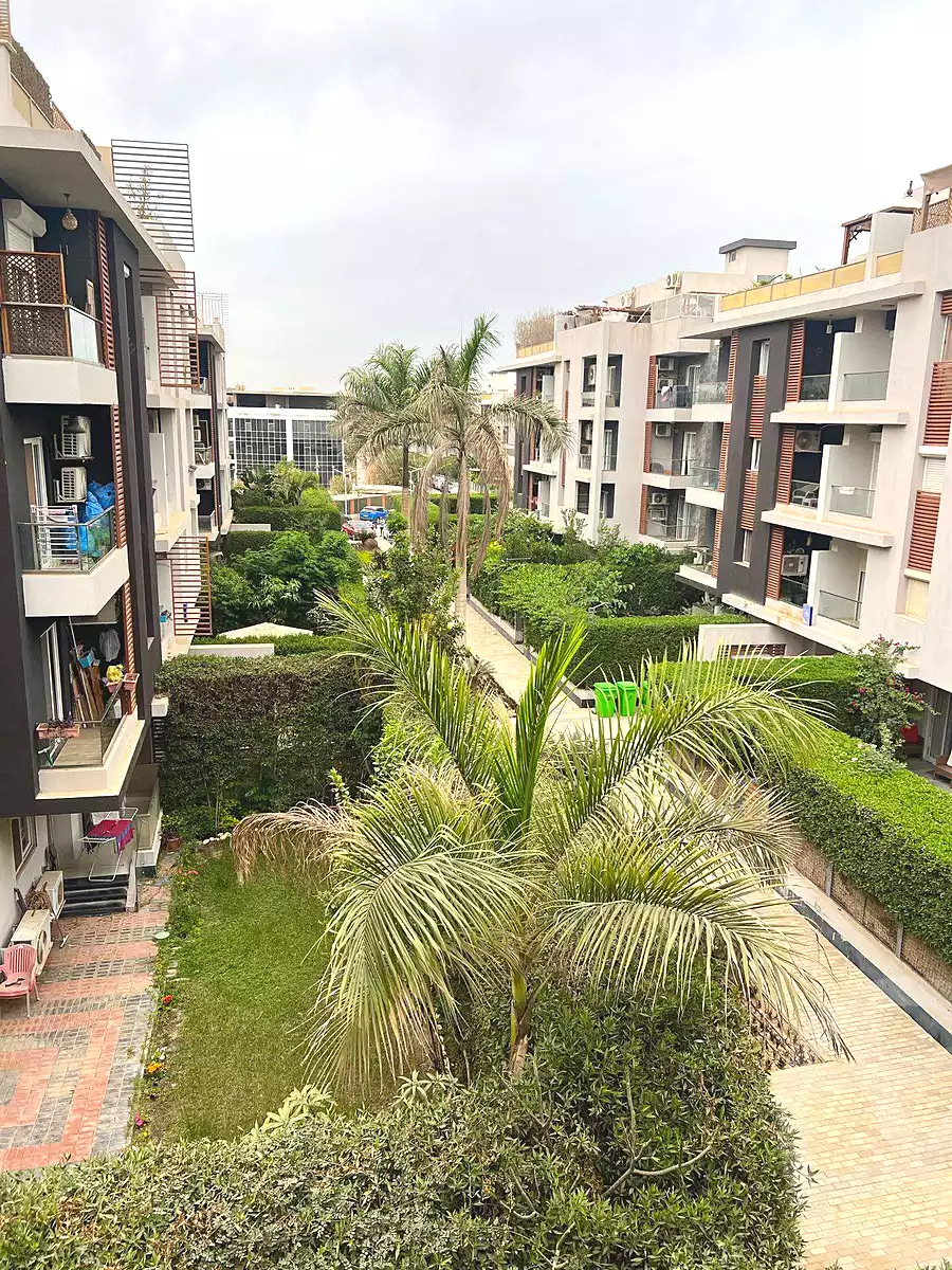 https://aqarmap.com.eg/en/listing/6913455-for-sale-cairo-el-sheikh-zayed-city-compounds-zayed-dunes
