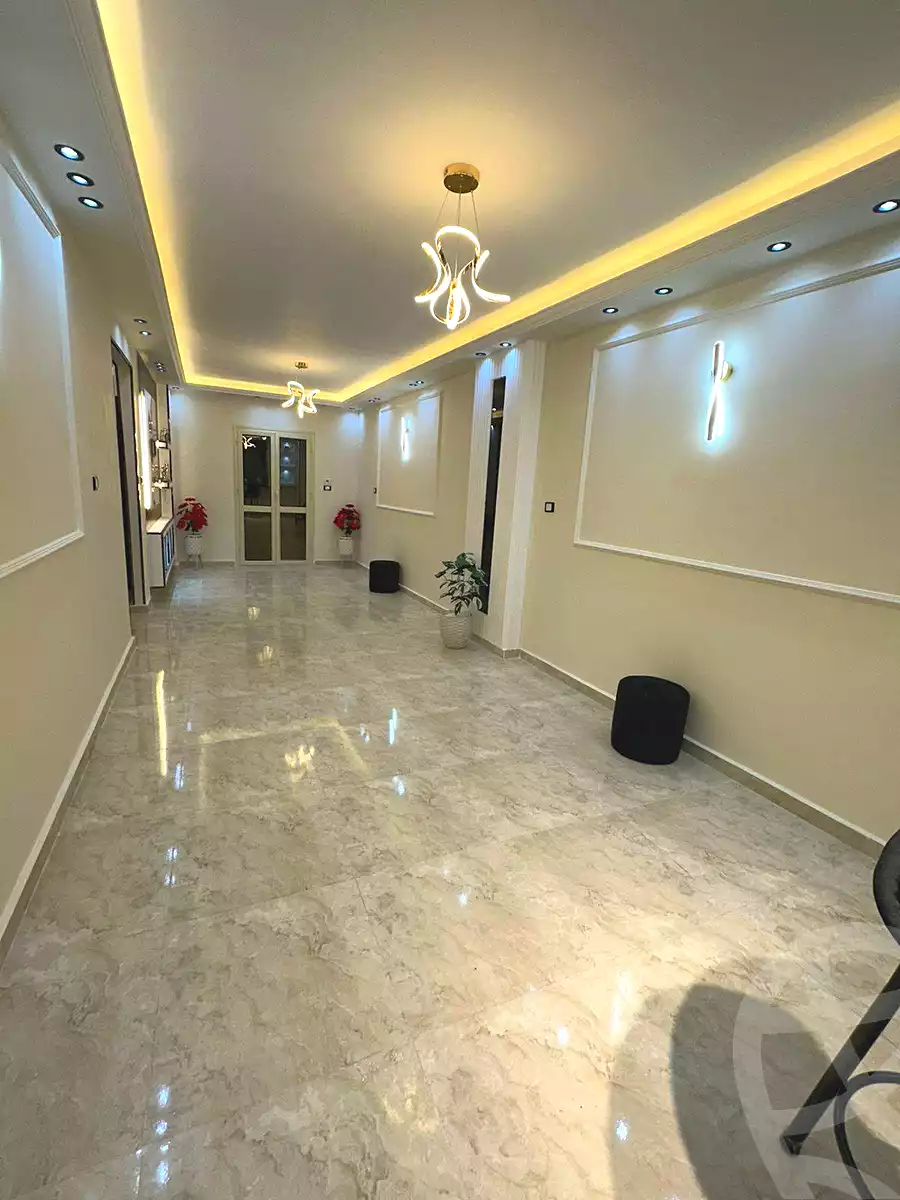 https://aqarmap.com.eg/ar/listing/6912103-for-sale-cairo-ain-shams-ahmed-esmat-st