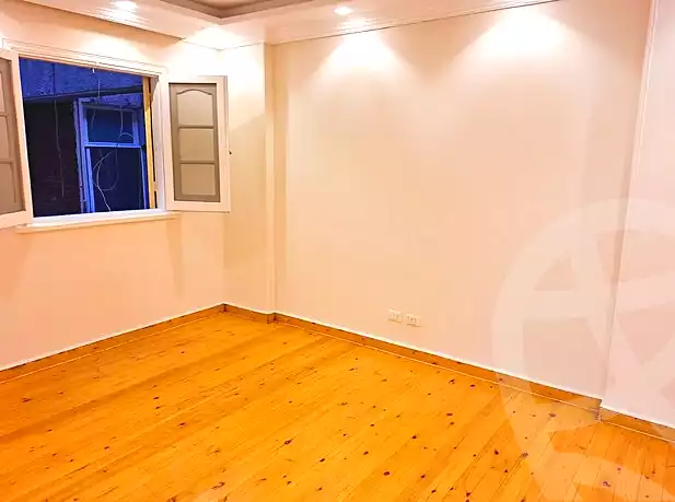 https://aqarmap.com.eg/ar/listing/6913872-for-sale-alexandria-camp-cesar-port-said-street