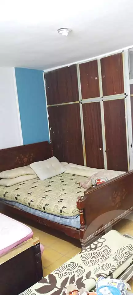 https://aqarmap.com.eg/ar/listing/6913900-for-sale-alexandria-miami-khld-bn-lwlyd