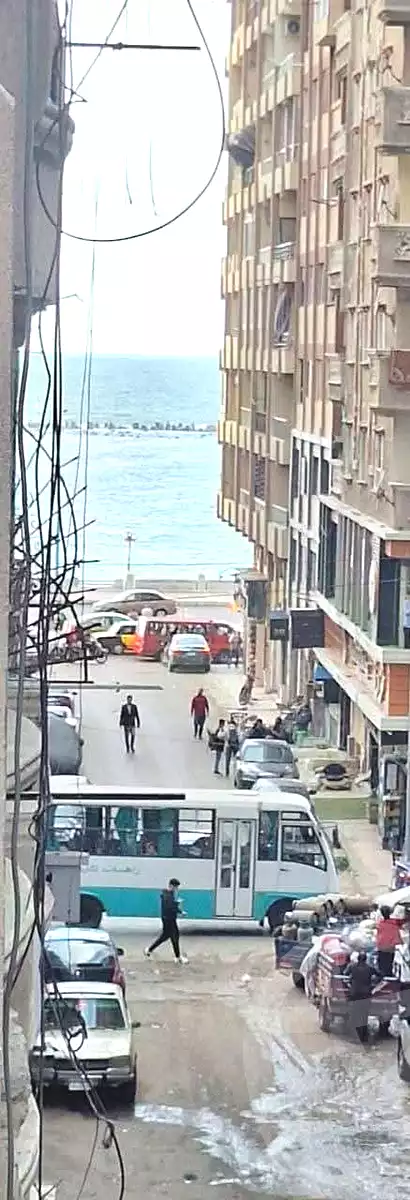 https://aqarmap.com.eg/ar/listing/6913947-for-sale-alexandria-sydy-bshr-sydy-bshr-bhry-street-16