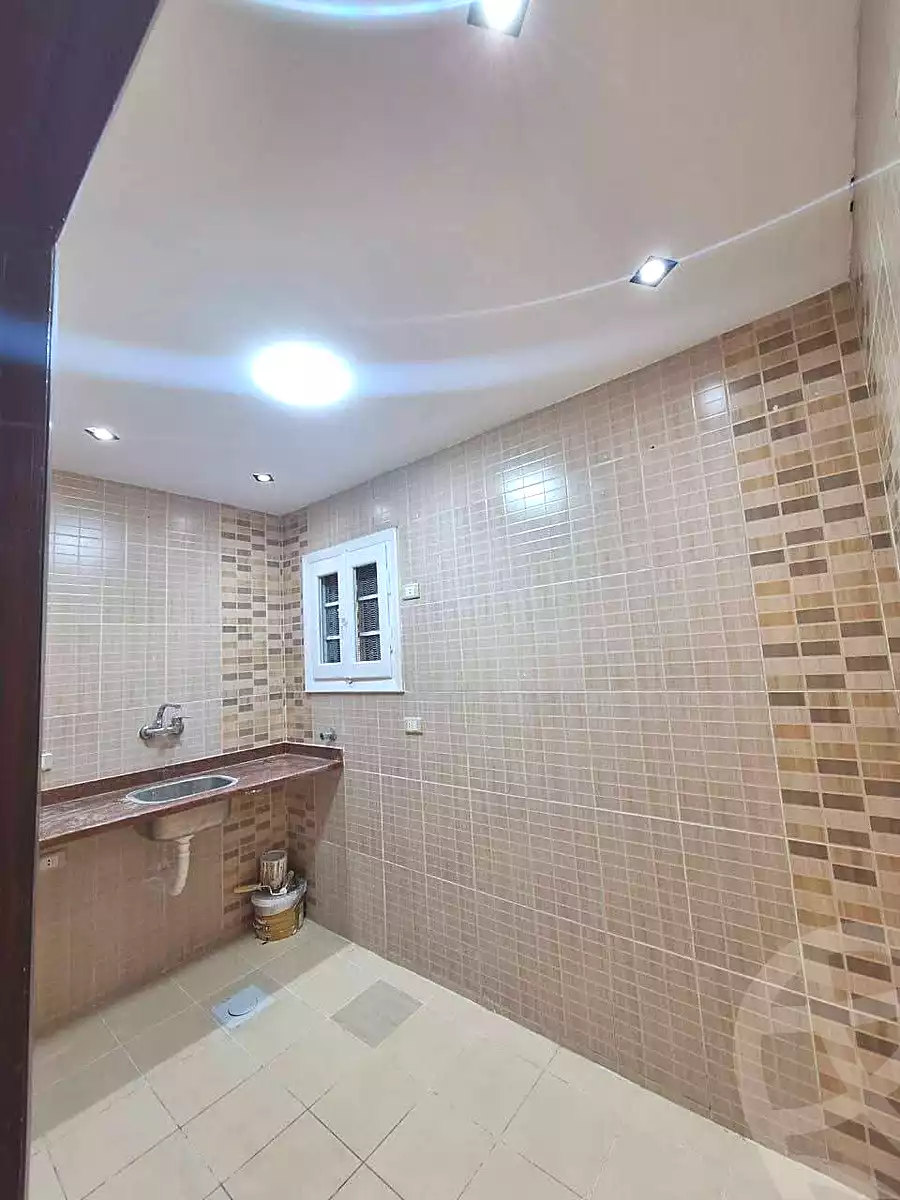 https://aqarmap.com.eg/ar/listing/6913947-for-sale-alexandria-sydy-bshr-sydy-bshr-bhry-street-16
