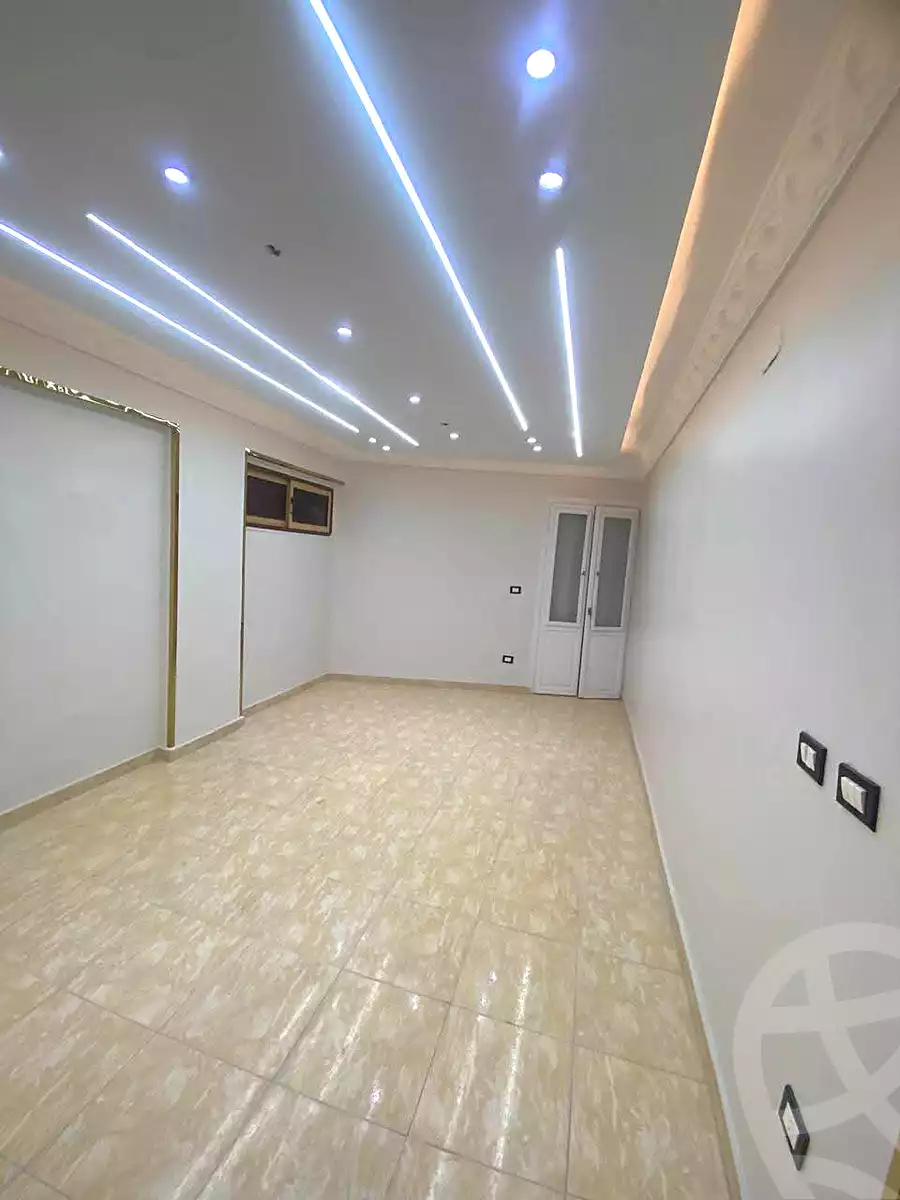 https://aqarmap.com.eg/en/listing/6914067-for-sale-alexandria-lsywf-el-falki