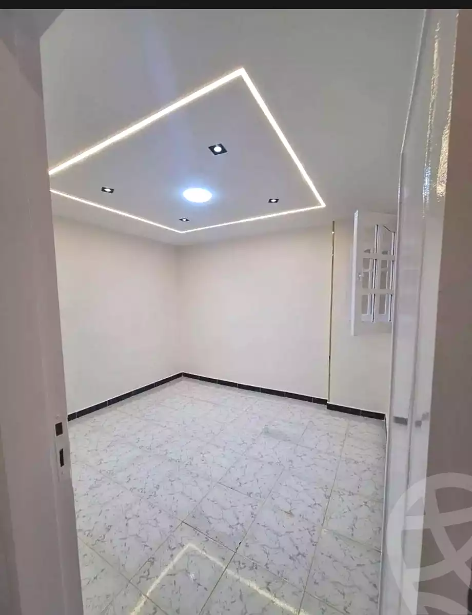 https://aqarmap.com.eg/ar/listing/6914196-for-sale-alexandria-miami-mohammed-ibn-saed-st