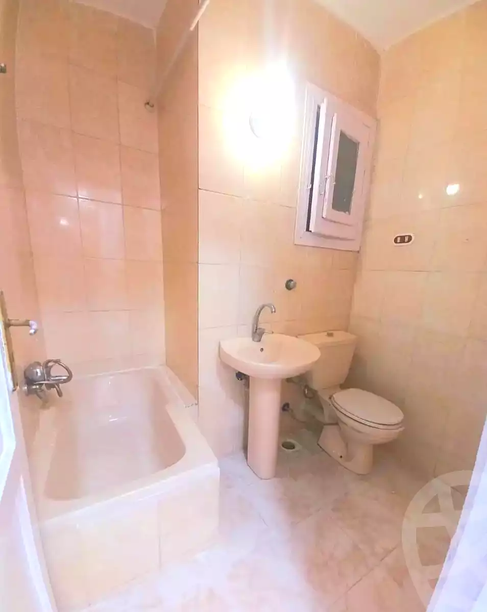https://aqarmap.com.eg/en/listing/6914206-for-sale-alexandria-al-agamy-shataa-el-nakheel