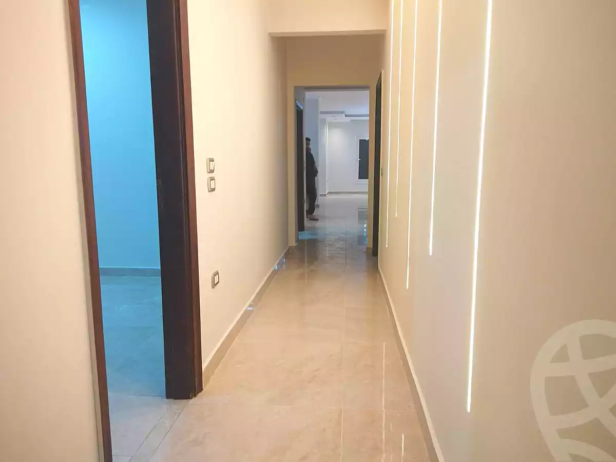 https://aqarmap.com.eg/ar/listing/6914373-for-rent-cairo-el-sheikh-zayed-city-compounds-zayed-heights-compound