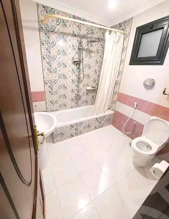 https://aqarmap.com.eg/en/listing/6914926-for-sale-alexandria-new-miami-el-quds-school-st
