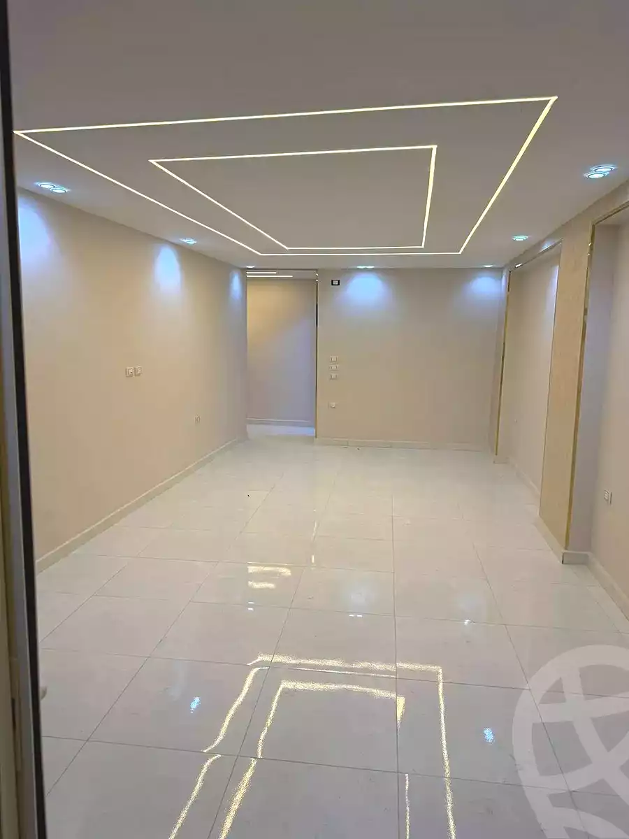 https://aqarmap.com.eg/ar/listing/6915373-for-sale-cairo-el-haram-el-lebeny-soltan-khattab-st