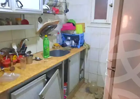 https://aqarmap.com.eg/en/listing/6915757-for-sale-alexandria-al-agamy-el-hanouvel-radwan-st