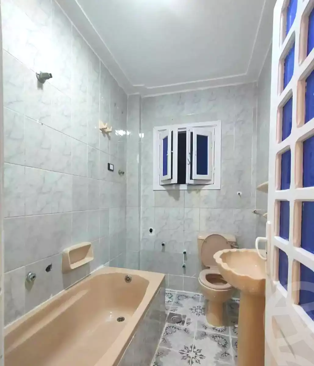 https://aqarmap.com.eg/ar/listing/6915800-for-sale-alexandria-al-agamy-shataa-el-nakheel