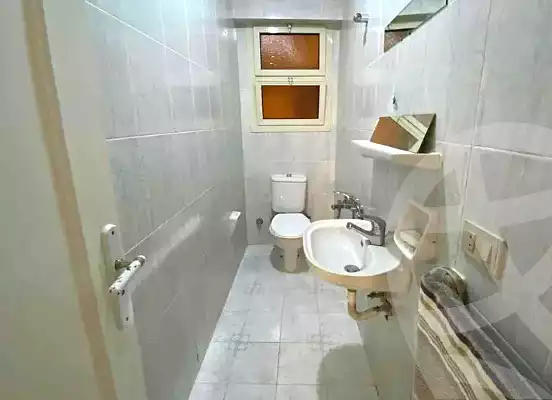 https://aqarmap.com.eg/en/listing/6915836-for-rent-alexandria-al-agamy-lbytsh-bianchiii