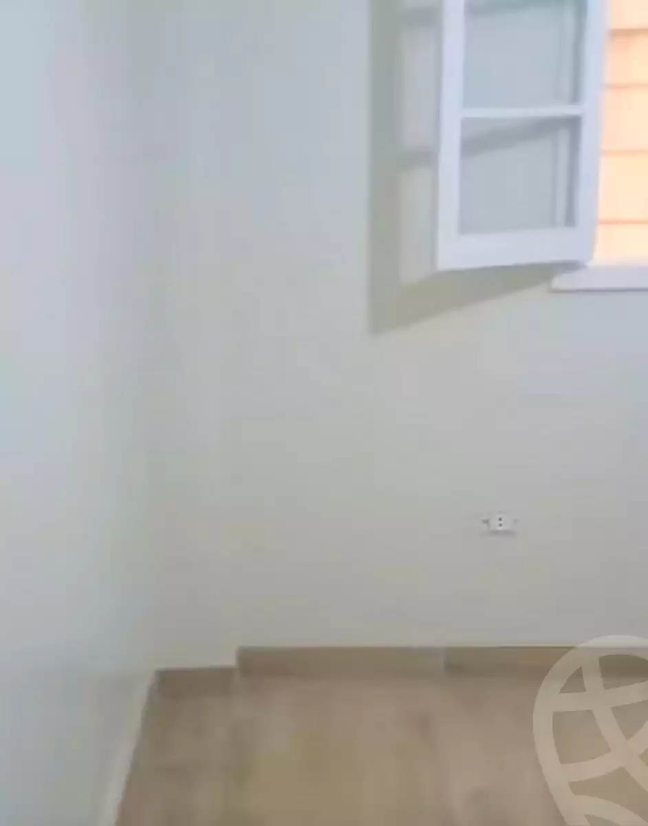 https://aqarmap.com.eg/en/listing/6915895-for-sale-alexandria-el-mandara-alex-el-mandara-bahri-nemat-allah-st