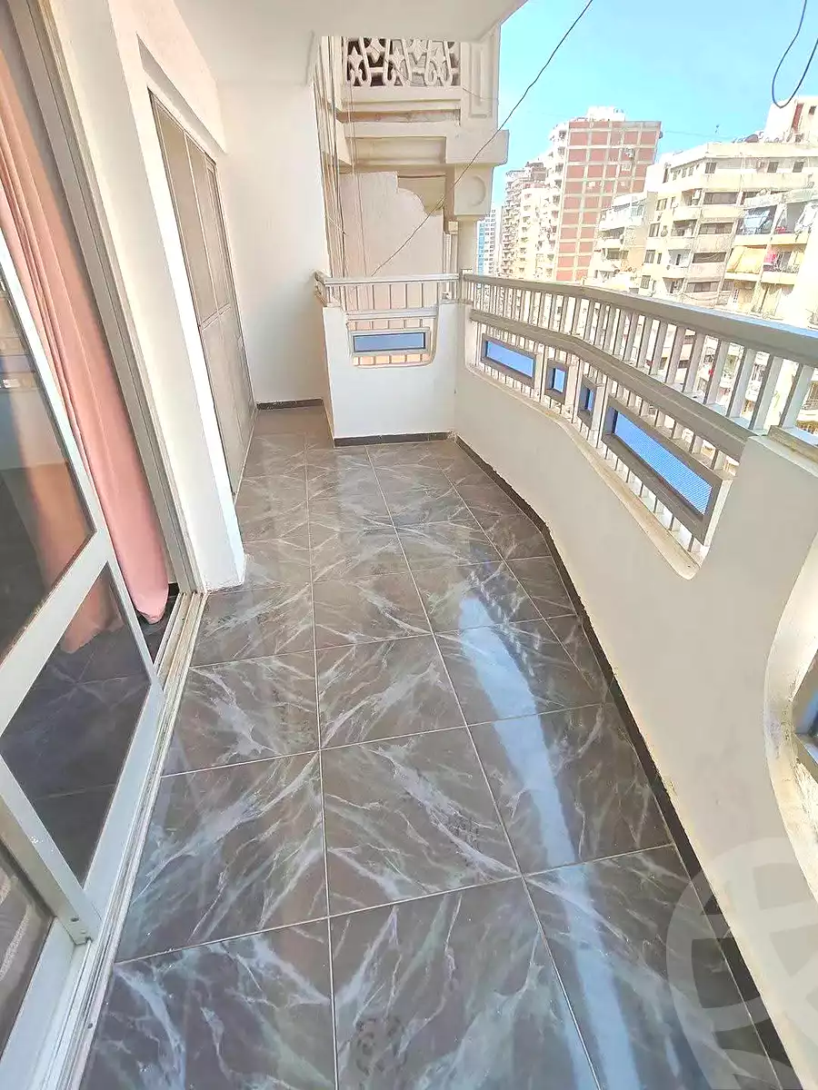 https://aqarmap.com.eg/ar/listing/6916101-for-sale-alexandria-sydy-bshr-sydy-bshr-bhry-shr-mhmwd-l-yswy