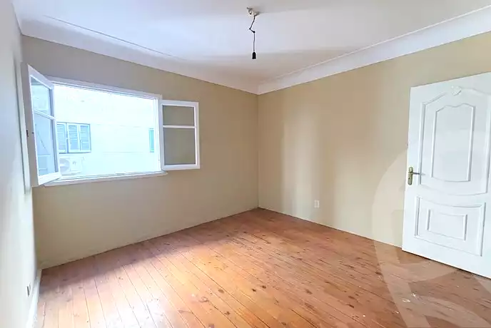 https://aqarmap.com.eg/en/listing/6916102-for-rent-alexandria-ganaklis