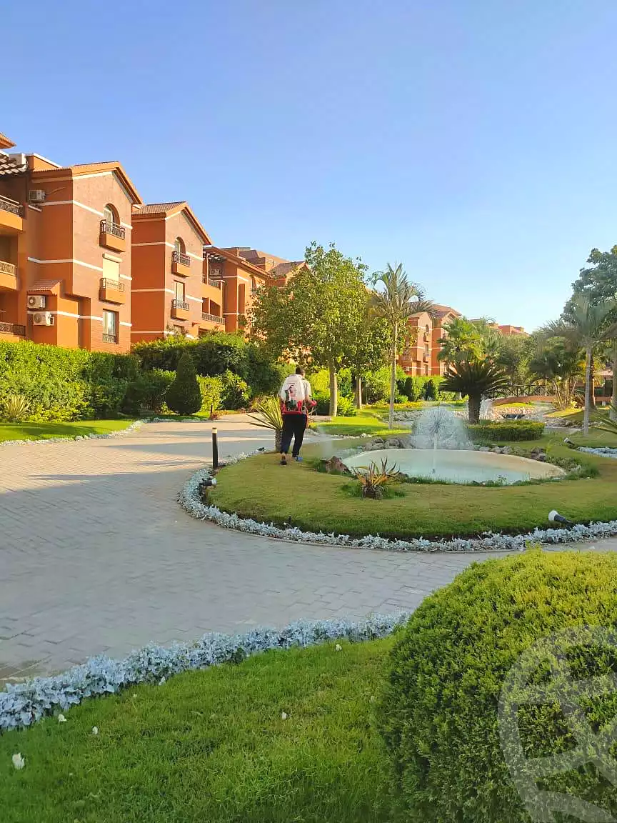 https://aqarmap.com.eg/ar/listing/6916110-for-sale-cairo-el-sheikh-zayed-city-compounds-green-3