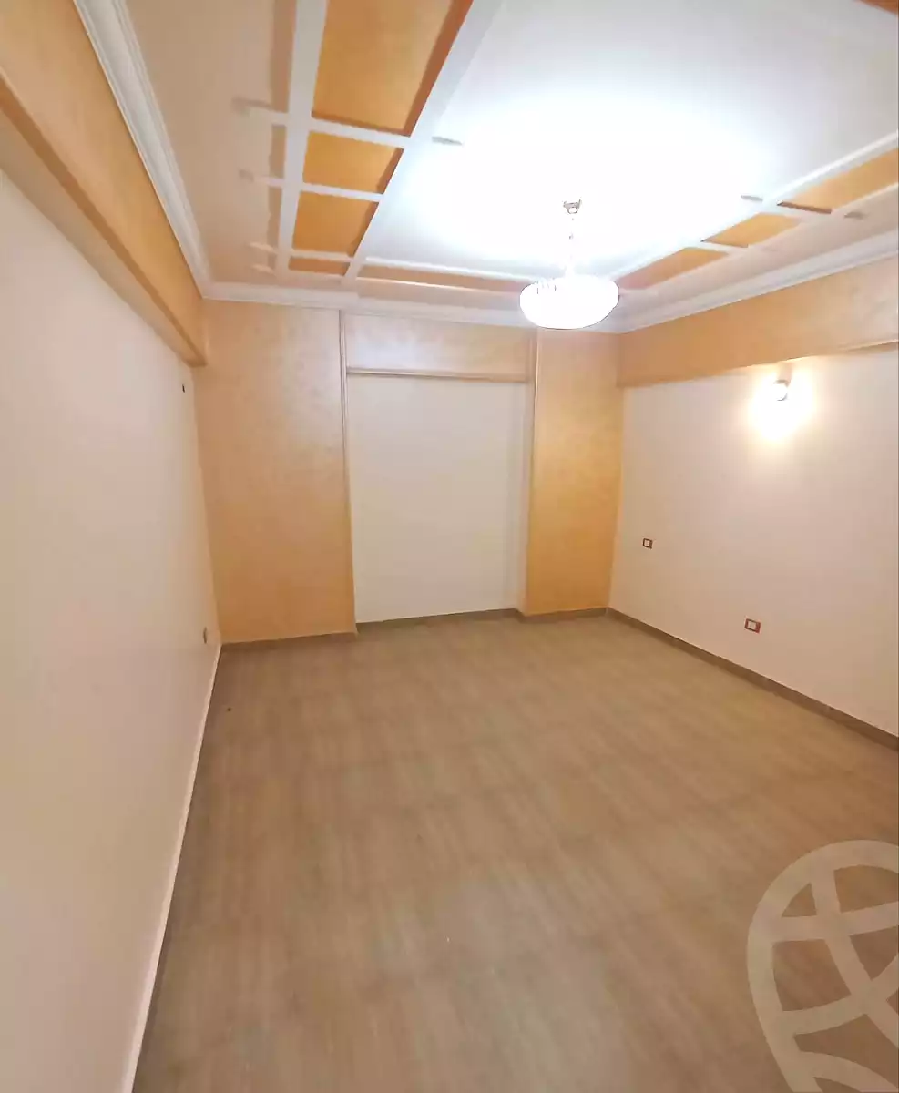 https://aqarmap.com.eg/ar/listing/6916270-for-sale-alexandria-sydy-bshr-sydy-bshr-qbly-rd-lfdly