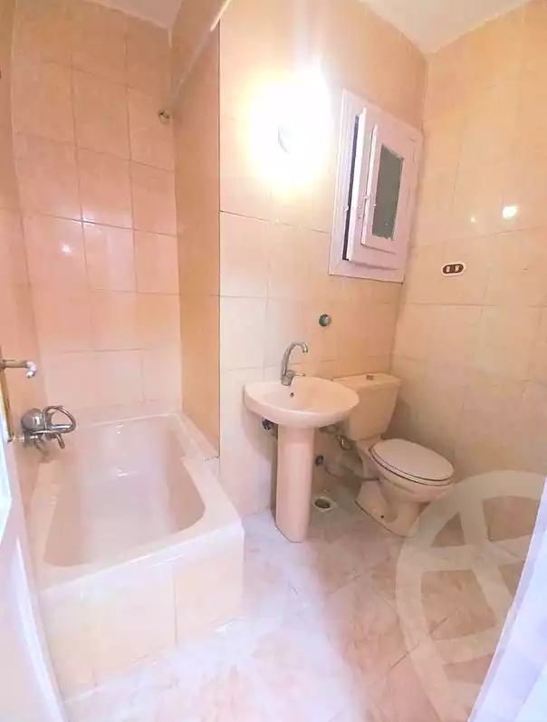 https://aqarmap.com.eg/en/listing/6916868-for-sale-alexandria-al-agamy-shataa-el-nakheel