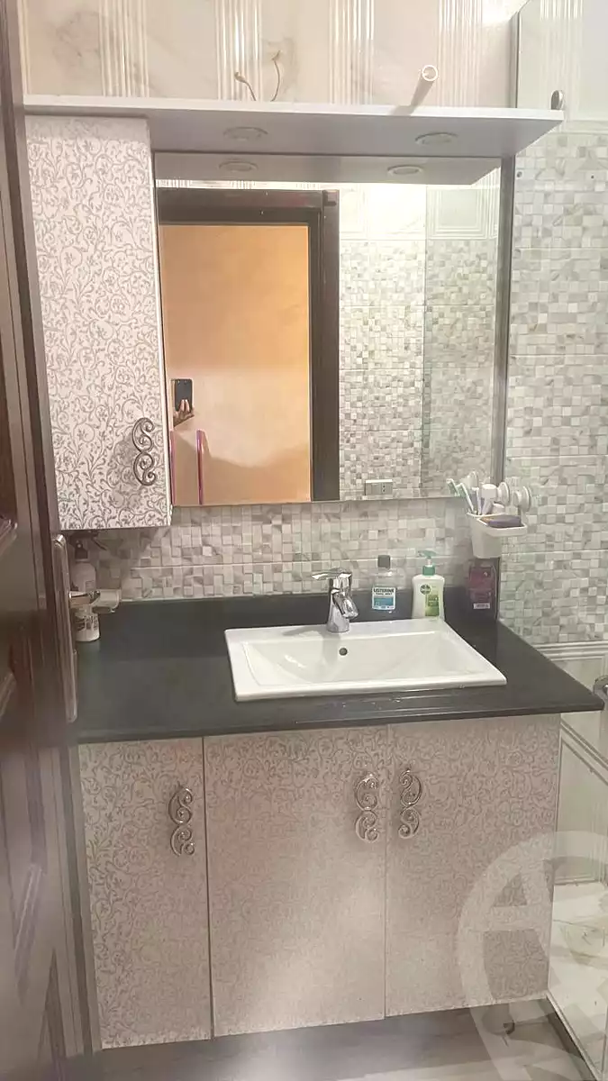 https://aqarmap.com.eg/en/listing/6915346-for-sale-cairo-helwan-mohamed-sayed-ahmed-st
