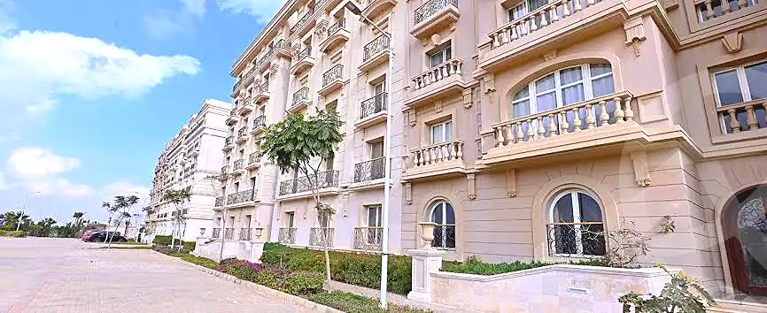 https://aqarmap.com.eg/en/listing/6917002-for-sale-cairo-new-cairo-compounds-stwn-ryzydns-by-ar-y-llttwyr
