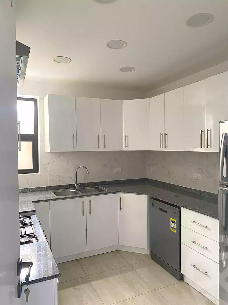 https://aqarmap.com.eg/ar/listing/6917168-for-rent-cairo-new-cairo-compounds-eastown-eastown-parks
