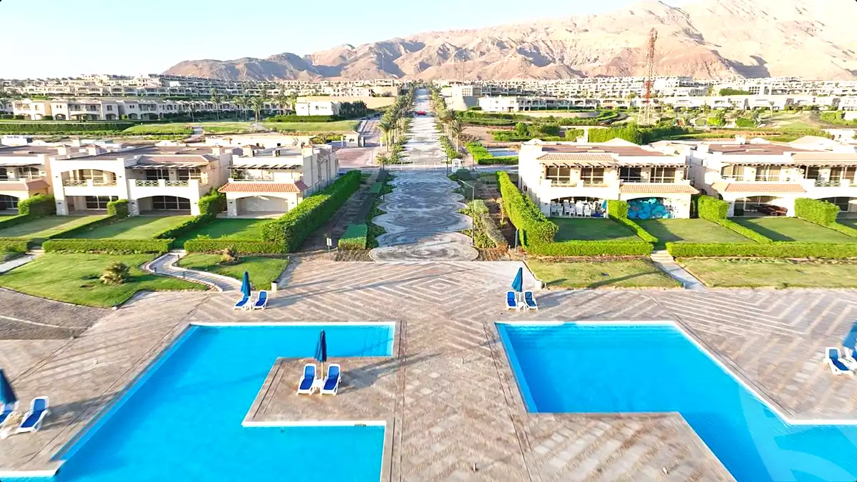 https://aqarmap.com.eg/en/listing/6917381-for-sale-ain-elsokhna-resorts-la-vista-6