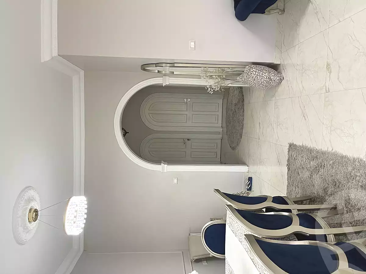https://aqarmap.com.eg/ar/listing/6918195-for-sale-cairo-new-cairo-ganob-el-akadamiya-south-academy-b-youssef-gohar-atya-st