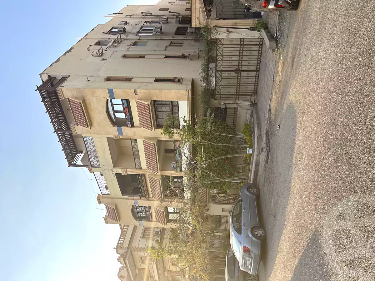 https://aqarmap.com.eg/ar/listing/6918195-for-sale-cairo-new-cairo-ganob-el-akadamiya-south-academy-b-youssef-gohar-atya-st