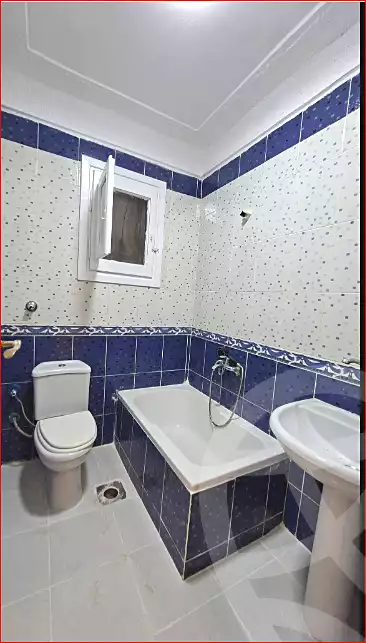 https://aqarmap.com.eg/ar/listing/6918250-for-sale-alexandria-al-agamy-shataa-el-nakheel