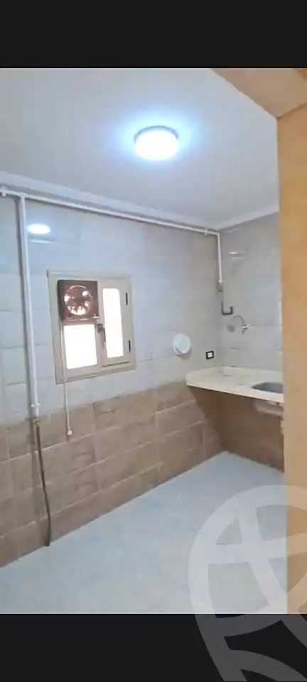 https://aqarmap.com.eg/ar/listing/6918686-for-sale-alexandria-al-agamy-bw-ywsf