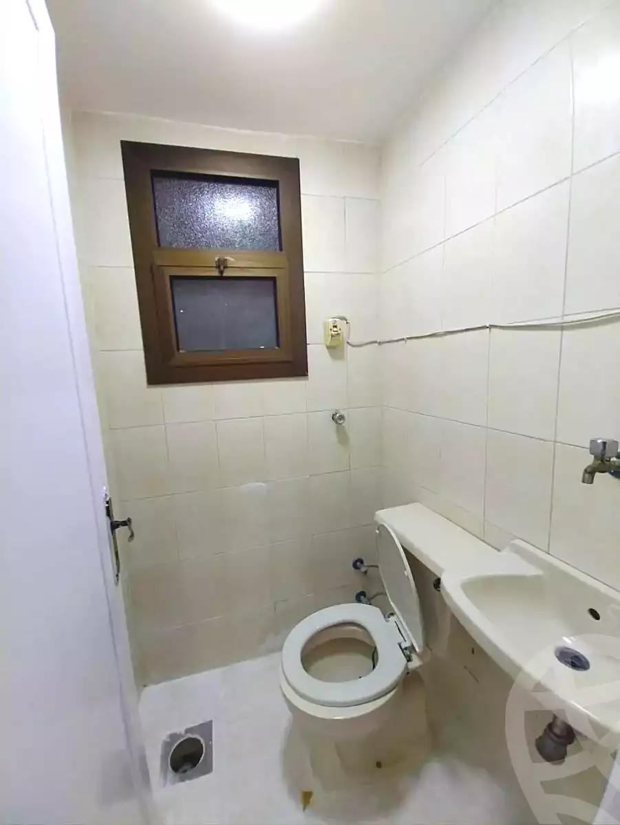 https://aqarmap.com.eg/ar/listing/6918724-for-sale-alexandria-al-agamy-shataa-el-nakheel