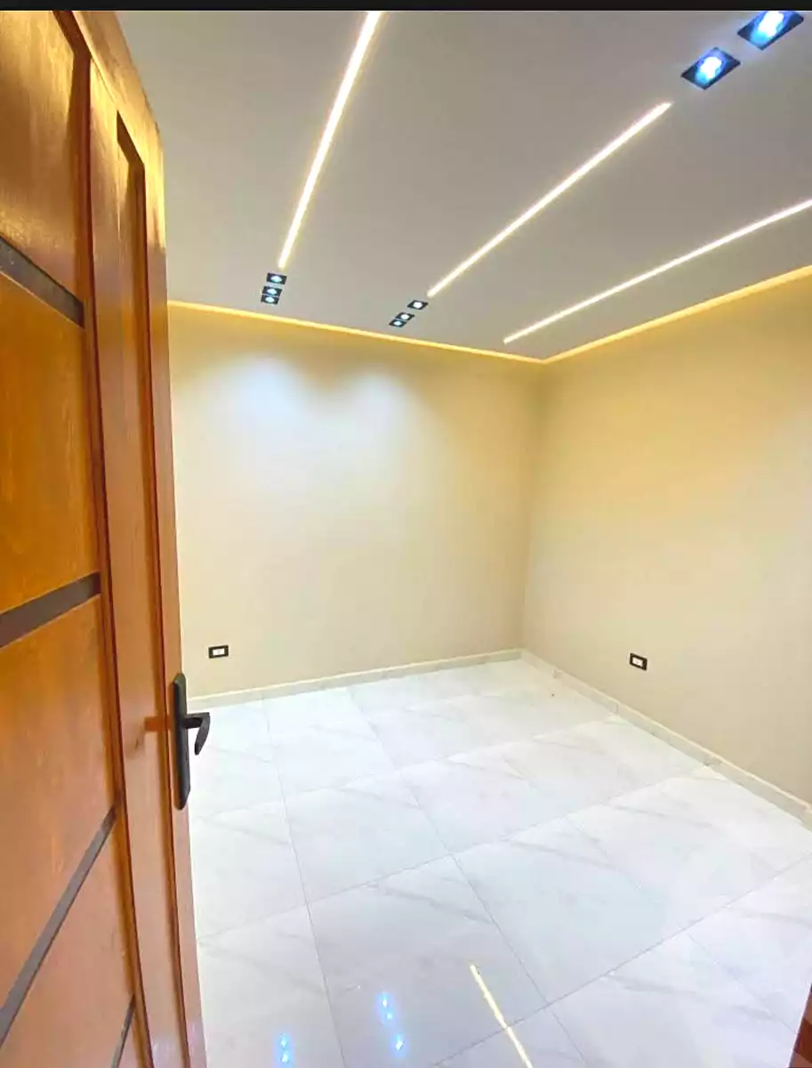 https://aqarmap.com.eg/ar/listing/6918819-for-sale-alexandria-al-agamy-lbytsh
