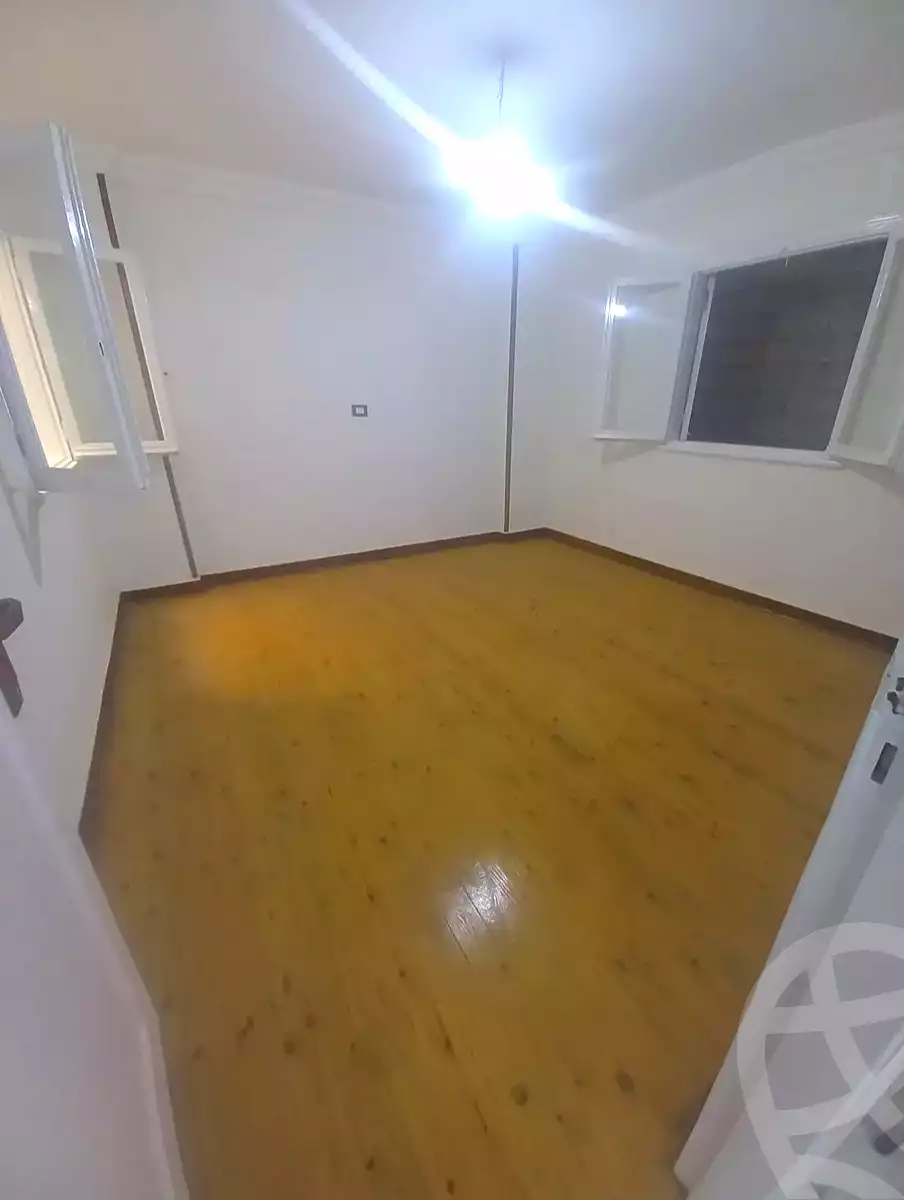 https://aqarmap.com.eg/en/listing/6918854-for-sale-alexandria-el-mandara-alex-el-mandara-bahri