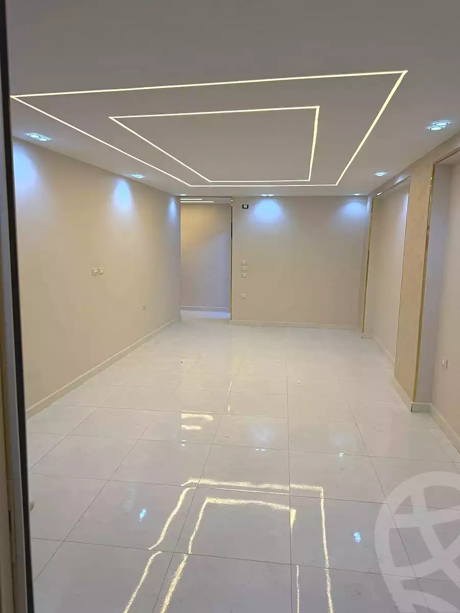 https://aqarmap.com.eg/ar/listing/6919185-for-sale-cairo-el-haram-el-lebeny-soltan-khattab-st