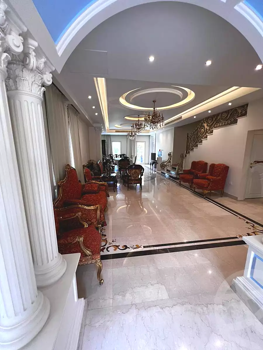 https://aqarmap.com.eg/ar/listing/6919220-for-sale-cairo-new-cairo-compounds-hyde-park-centre-ville-hyde-park