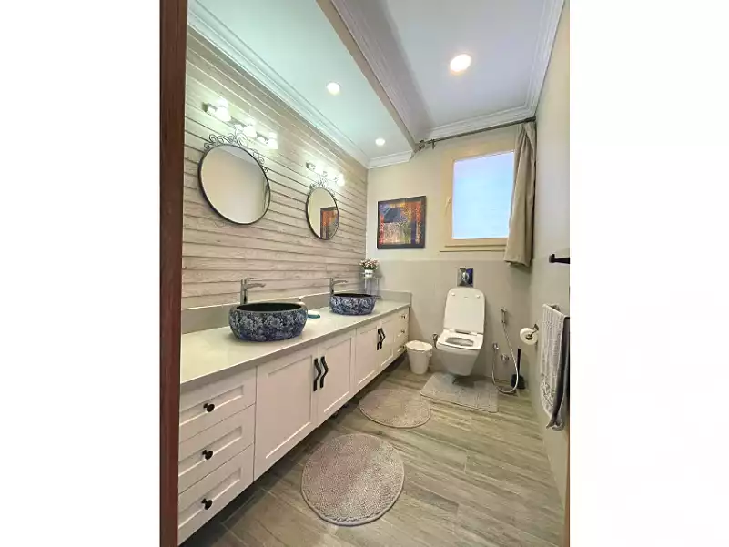 https://aqarmap.com.eg/ar/listing/6919679-for-rent-cairo-new-cairo-compounds-lake-view