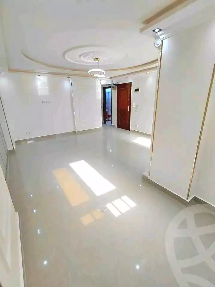 https://aqarmap.com.eg/ar/listing/6919868-for-sale-alexandria-sydy-bshr-sydy-bshr-bhry-street-15