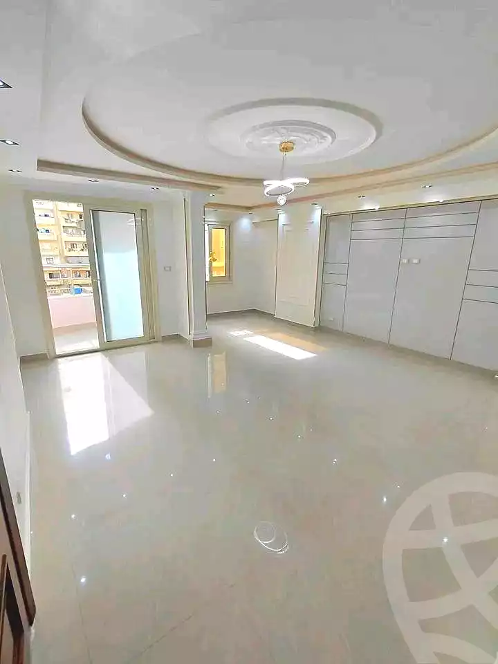 https://aqarmap.com.eg/ar/listing/6920072-for-sale-alexandria-sydy-bshr-sydy-bshr-bhry-street-15
