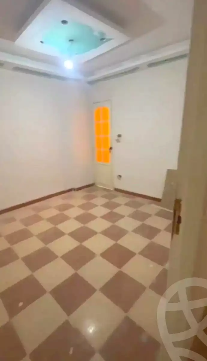 https://aqarmap.com.eg/ar/listing/6920260-for-sale-alexandria-sydy-bshr-sydy-bshr-bhry-magd-el-arab-mohamed-st