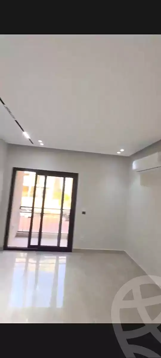 https://aqarmap.com.eg/en/listing/6920266-for-rent-cairo-new-cairo-compounds-fifth-square