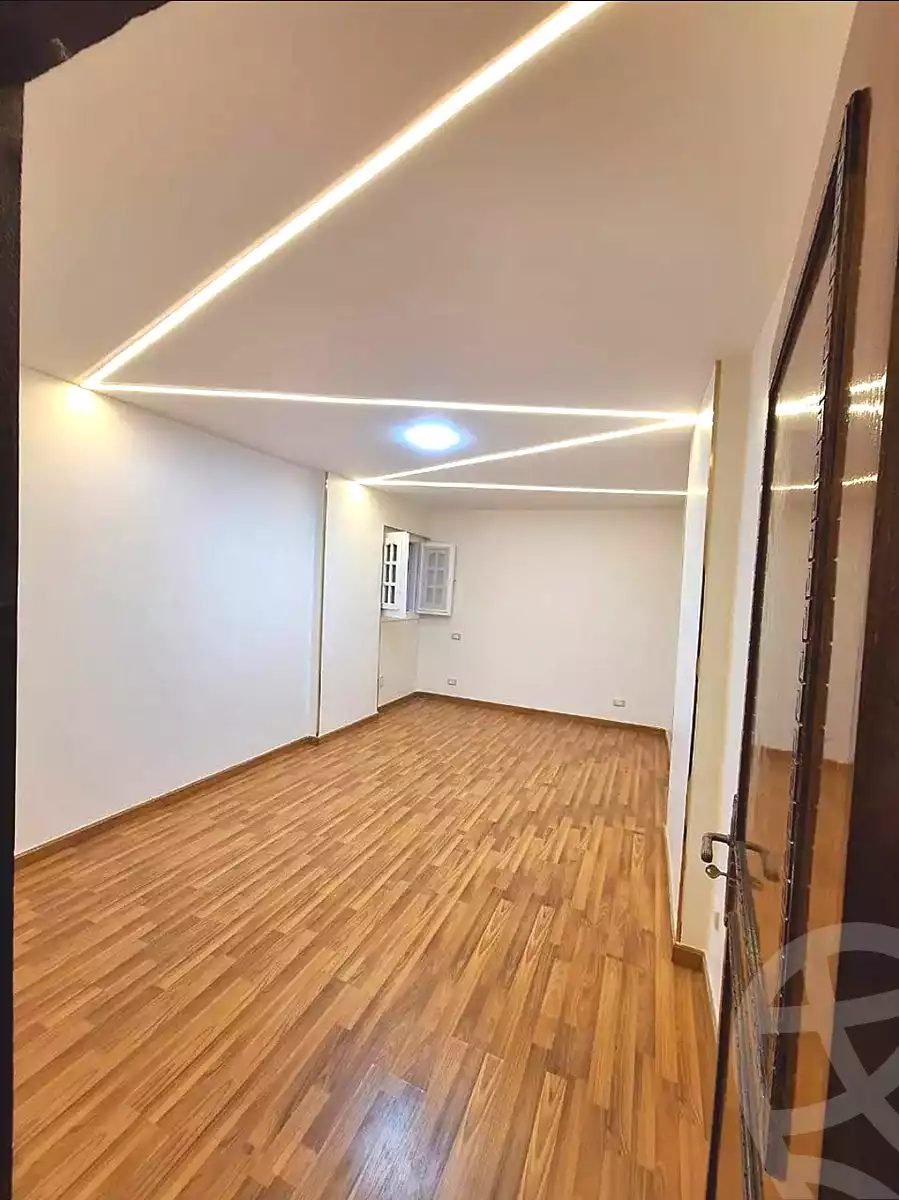 https://aqarmap.com.eg/en/listing/6920377-for-sale-alexandria-sydy-bshr-sydy-bshr-bhry-shr-mhmwd-l-yswy