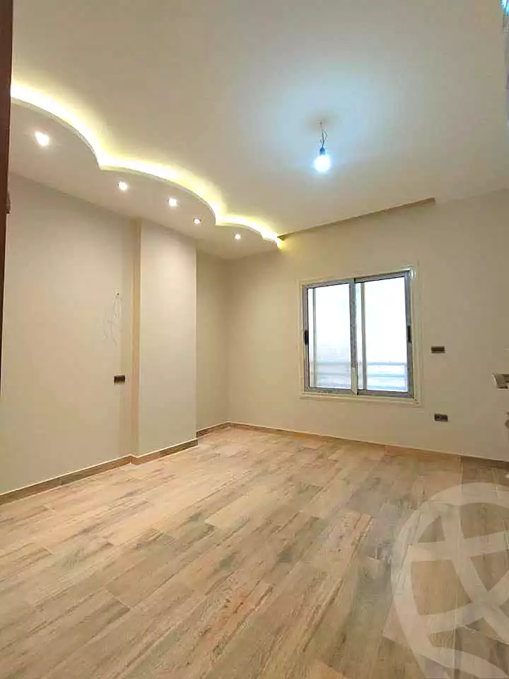 https://aqarmap.com.eg/ar/listing/6920668-for-rent-cairo-new-cairo-el-lotus-lotus-north-lmntq-lkhms-llwts-lshmly