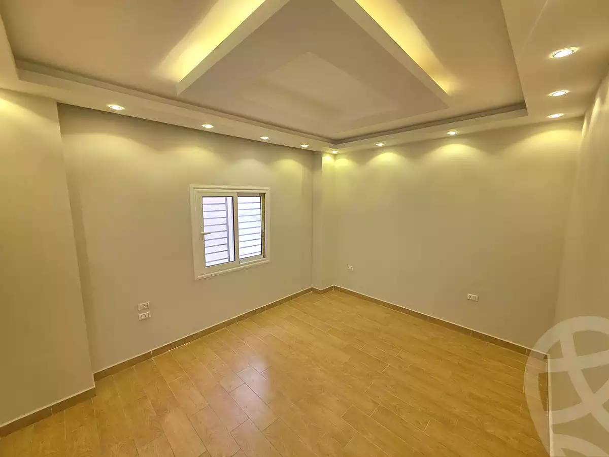 https://aqarmap.com.eg/ar/listing/6920763-for-rent-cairo-new-cairo-el-lotus-lotus-north-lmntq-lthny-llwts-lshmly