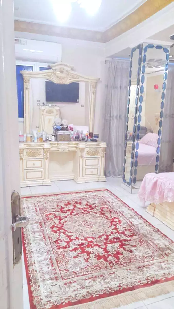 https://aqarmap.com.eg/ar/listing/6921531-for-rent-cairo-shoubra